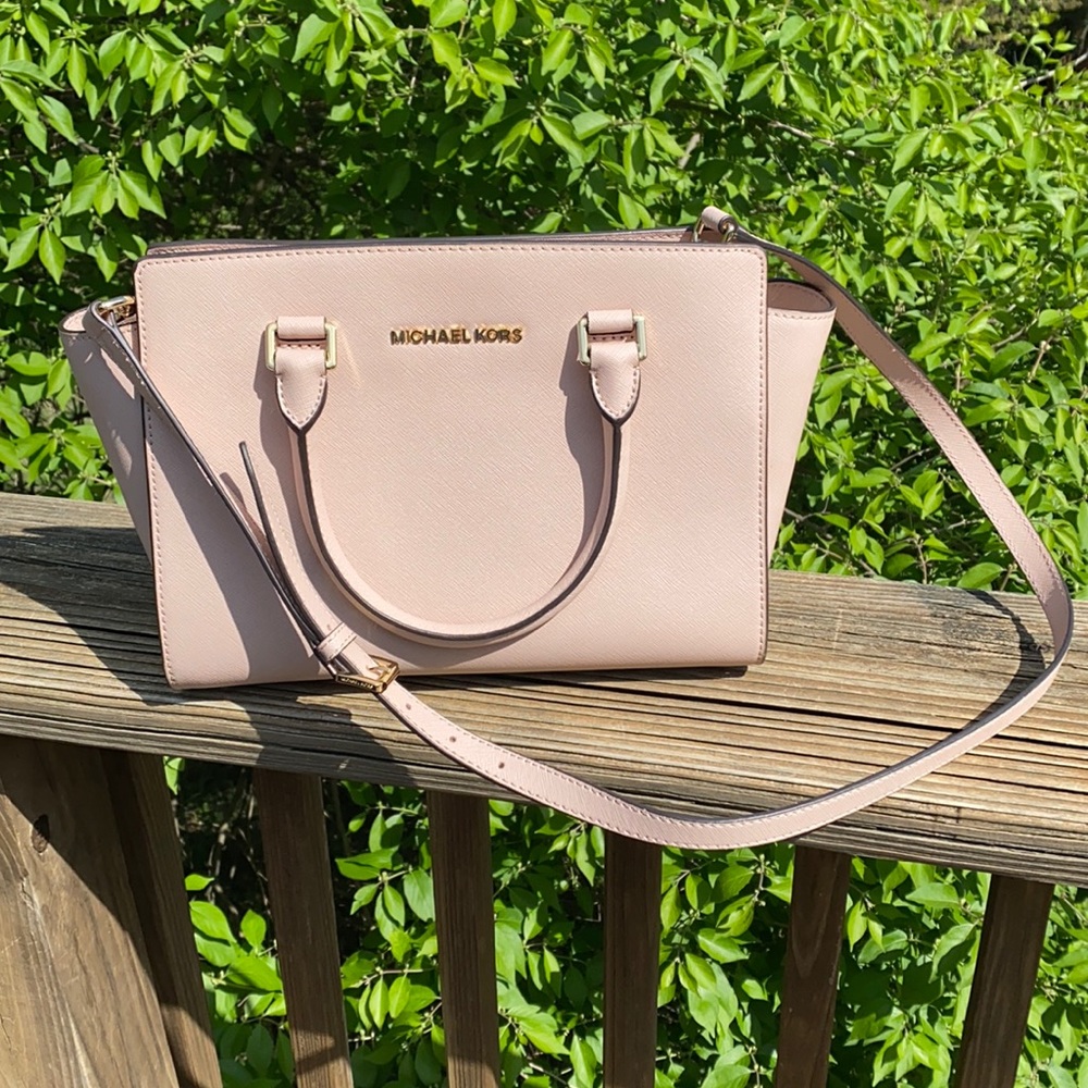 Michael Kors purse